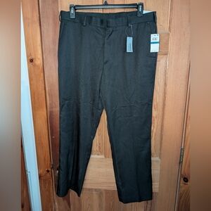 Men's Dark Charcoal Van Huesen Ultimate Traveler Dress Pants 36W X 30L